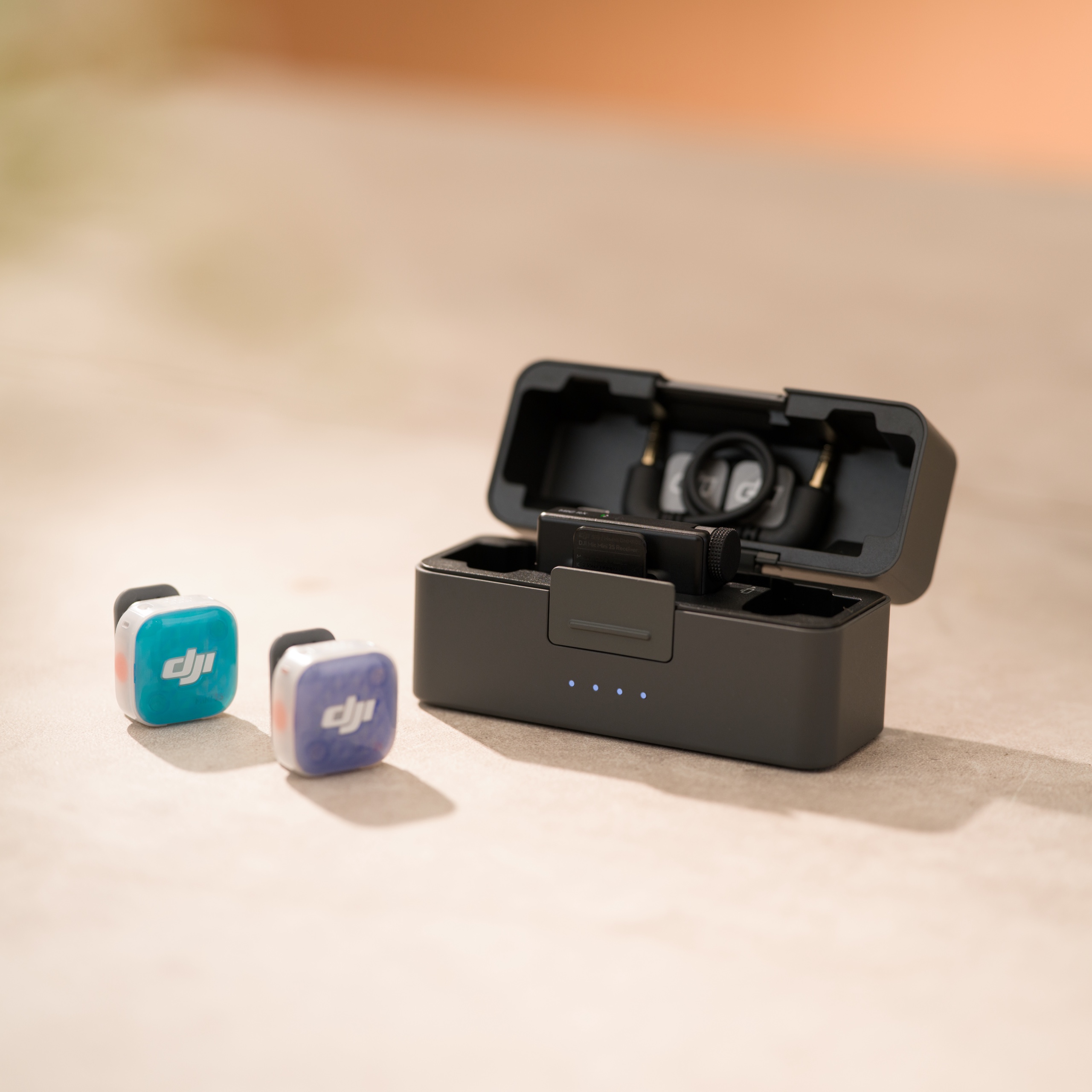 DJI Mic Mini 2S (2 TX + 1 RX + Charging Case) - Imagen 3