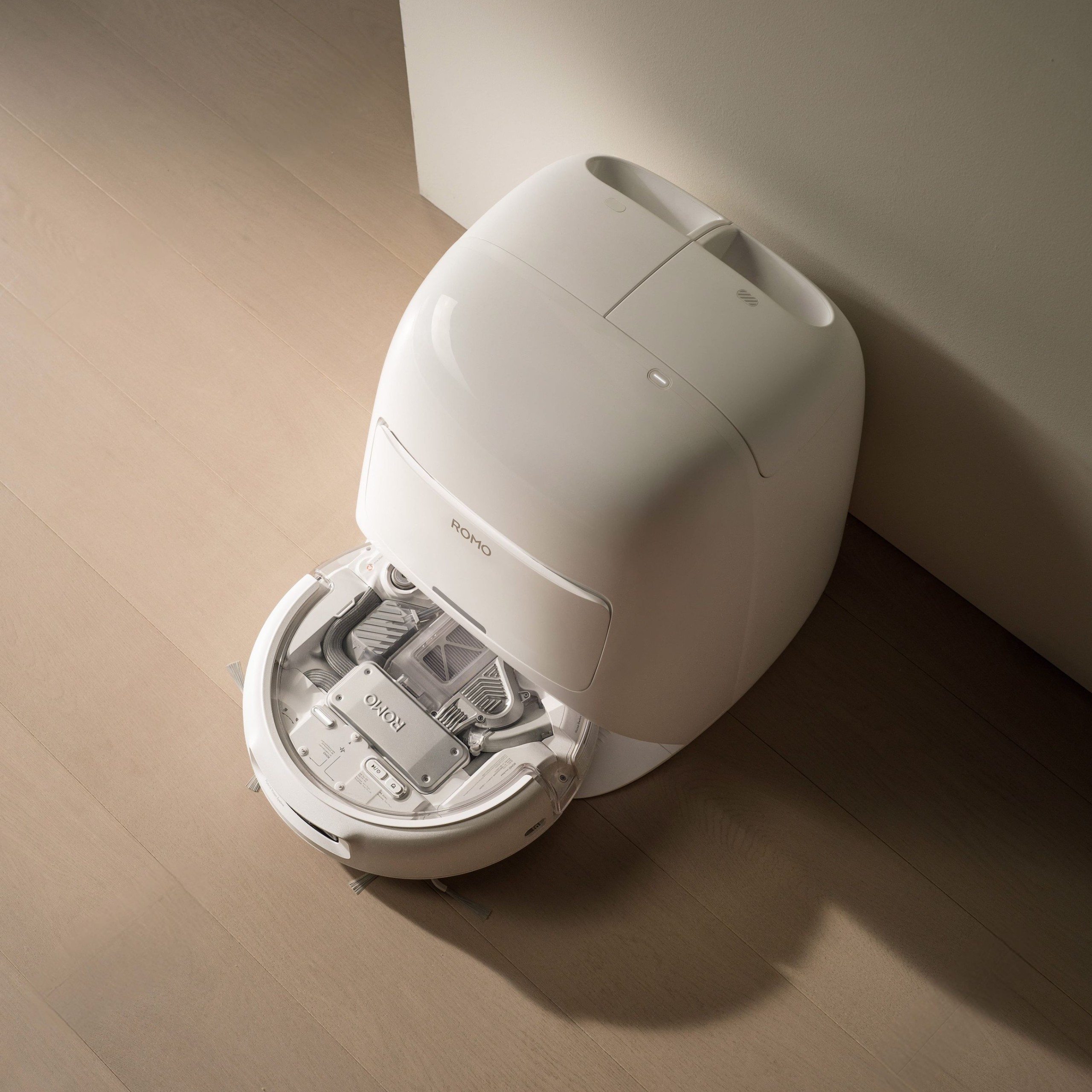 Robot Aspirador DJI ROMO A (Water Tank Version) - Imagen 8